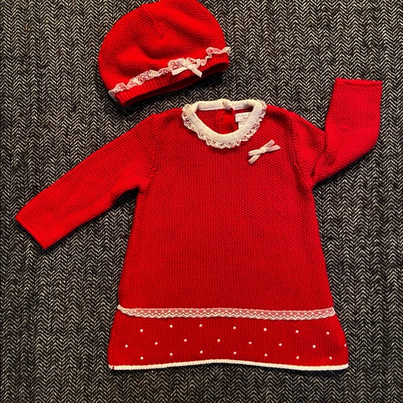 Tahari Other - Tahari Baby Christmas outfit with lace detailing .